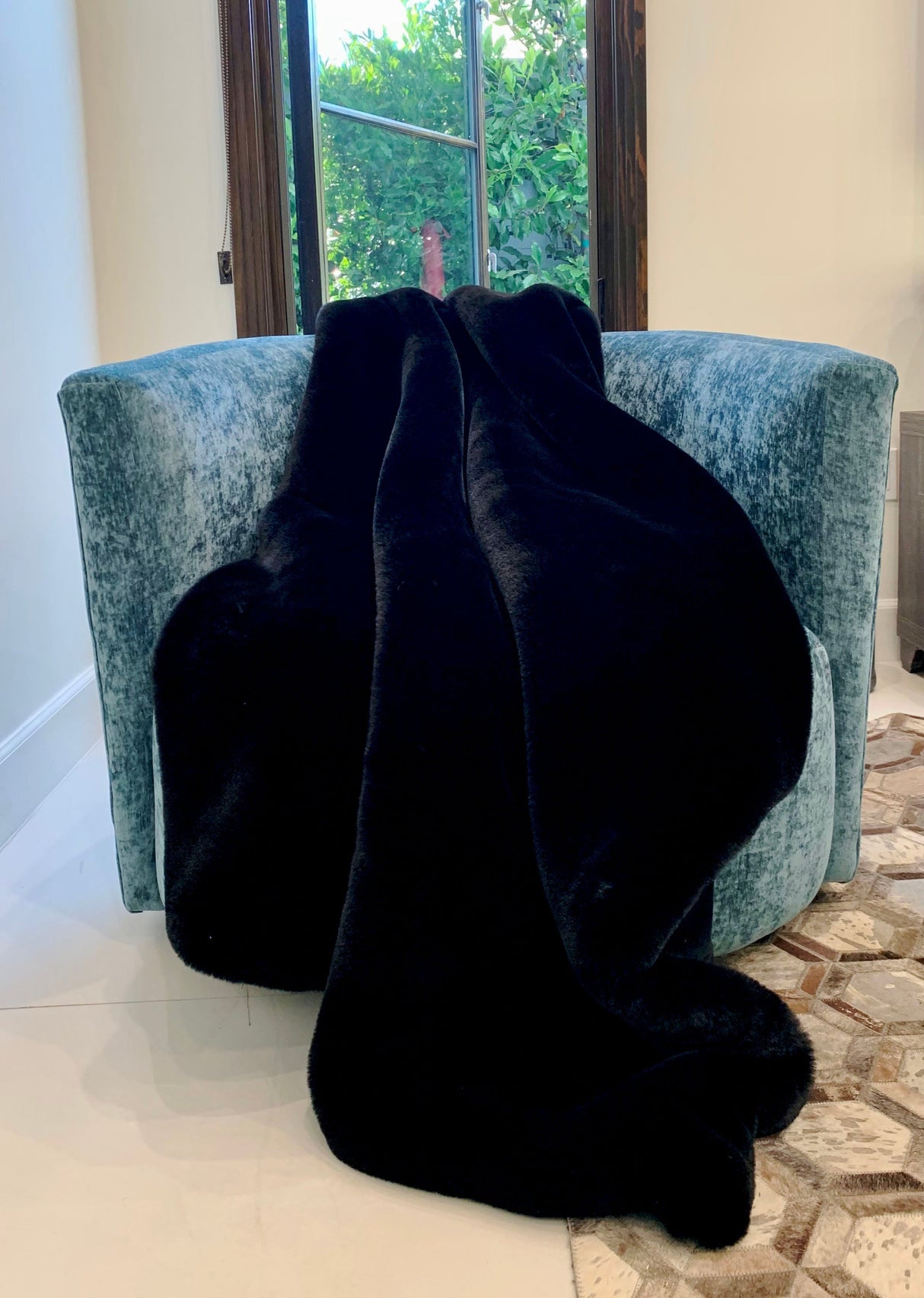Soft Cozy Faux Fur Fabric - Black, 50" X 60" (1 Piece)