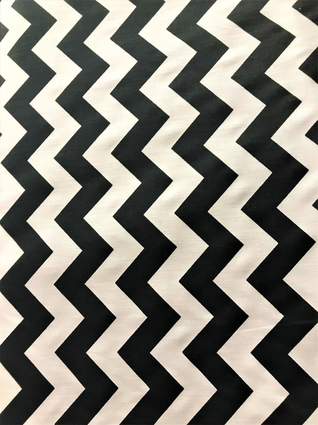1" Chevron Black Poly Cotton Fabric - Black Chevron, 59/60" Width (1 Yard)