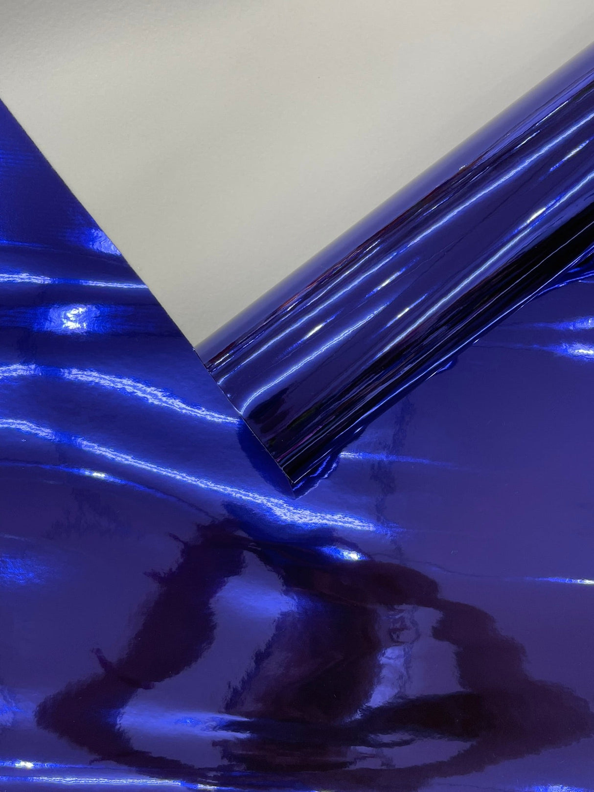 Chrome Mirror Reflective Vinyl Fabric - Mirror Reflective Finish, 54" Width (1 Yard)