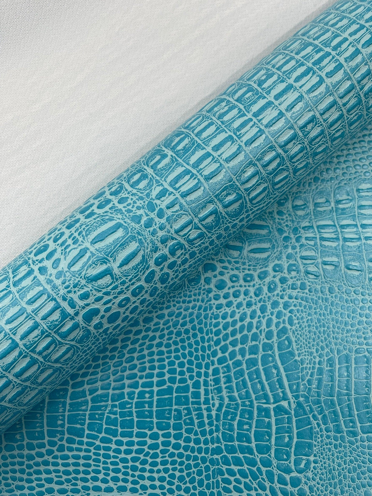 Crocodile Marine Vinyl Faux Leather Fabric - Two Tone Skin Texture, 54" Width (1 Yard)