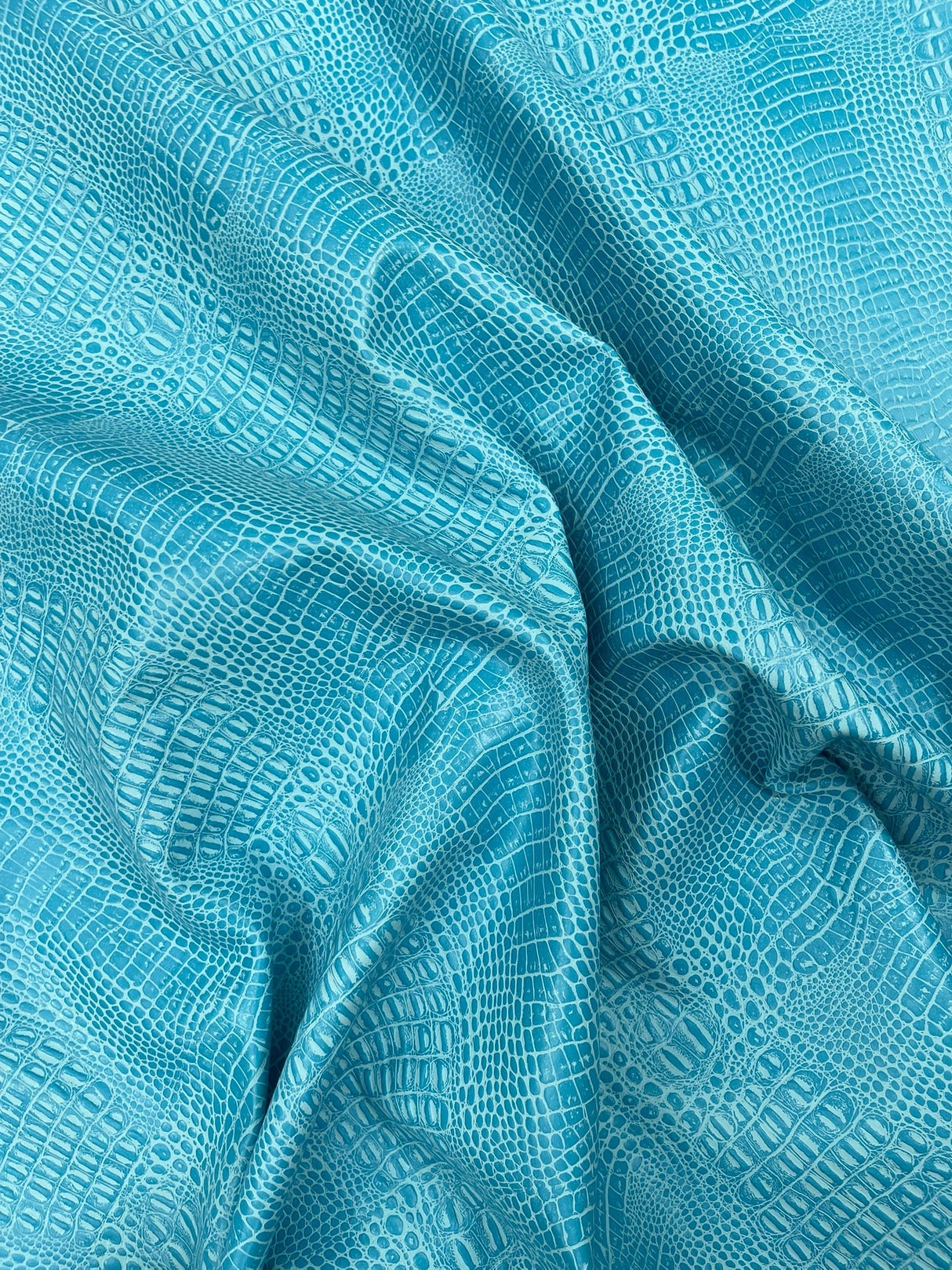 Crocodile Marine Vinyl Faux Leather Fabric - Two Tone Skin Texture, 54" Width (1 Yard)