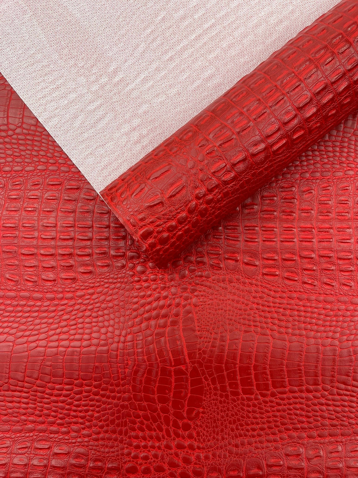 Crocodile Marine Vinyl Faux Leather Fabric - Two Tone Skin Texture, 54" Width (1 Yard)