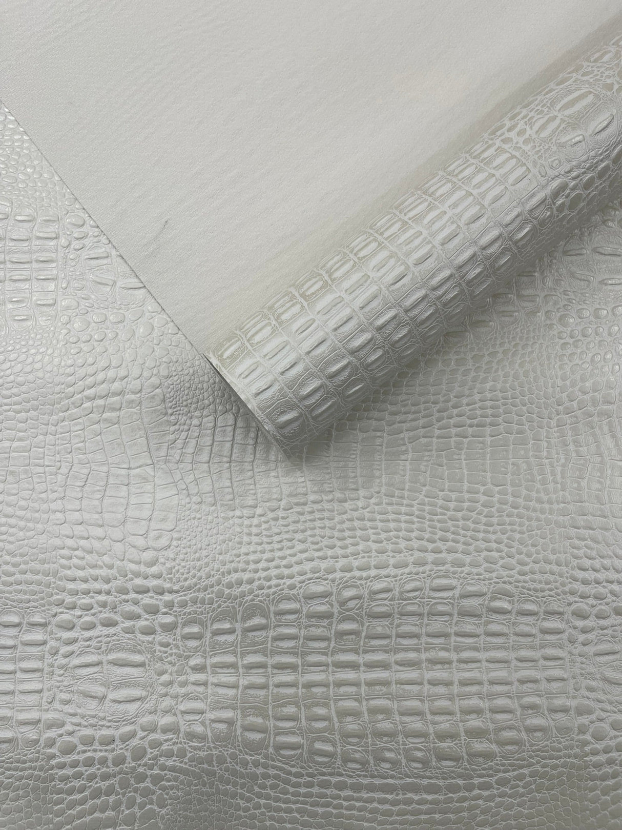 Crocodile Marine Vinyl Faux Leather Fabric - Two Tone Skin Texture, 54" Width (1 Yard)
