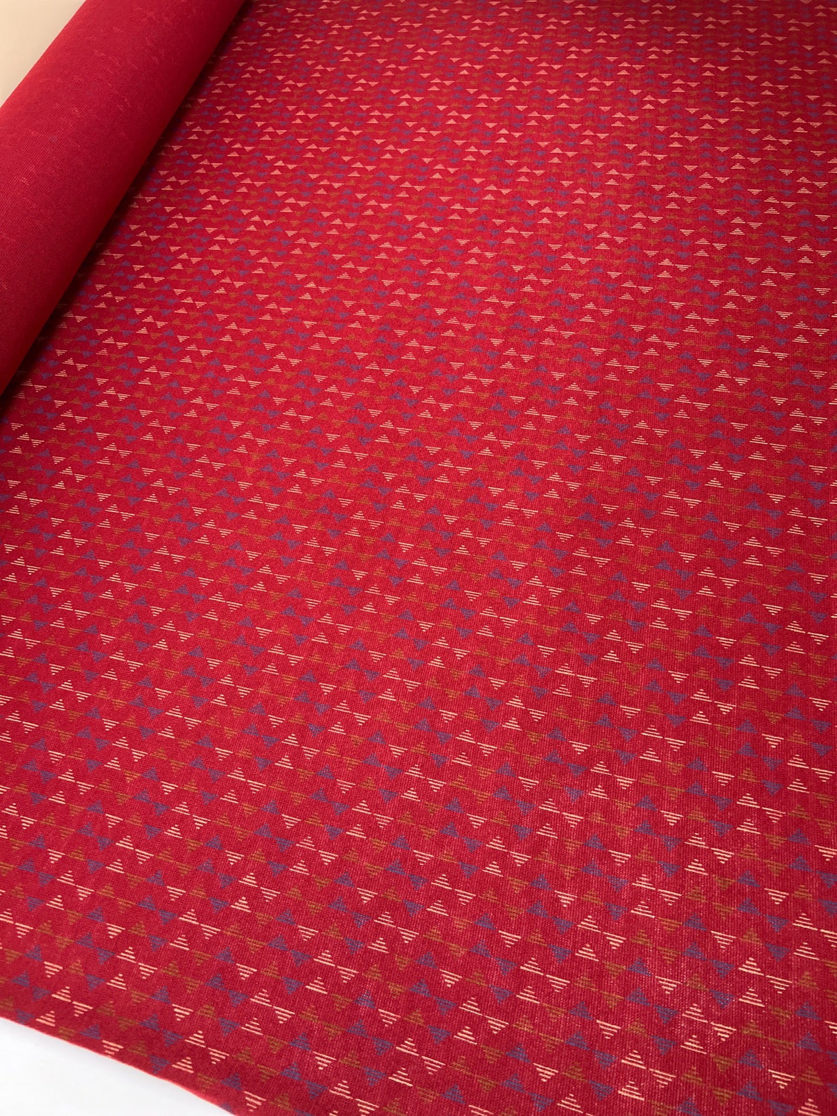 Acrylic Knitted Fabric Red Beige Printed