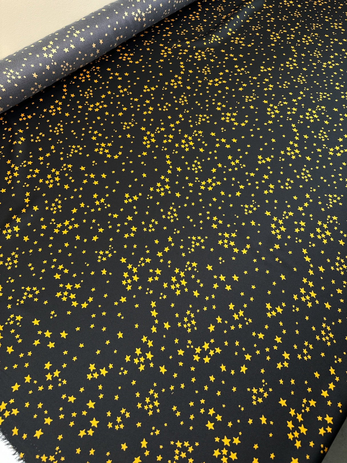 Polyester Printed Black Yellow Fabric