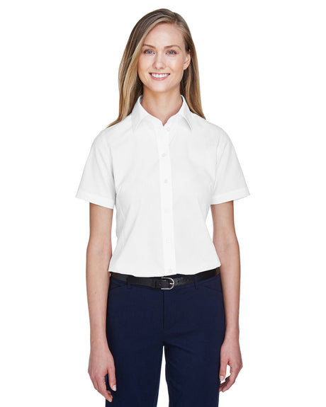 Ladies' Crown Collection® Solid Broadcloth Short-Sleeve Woven Shirt