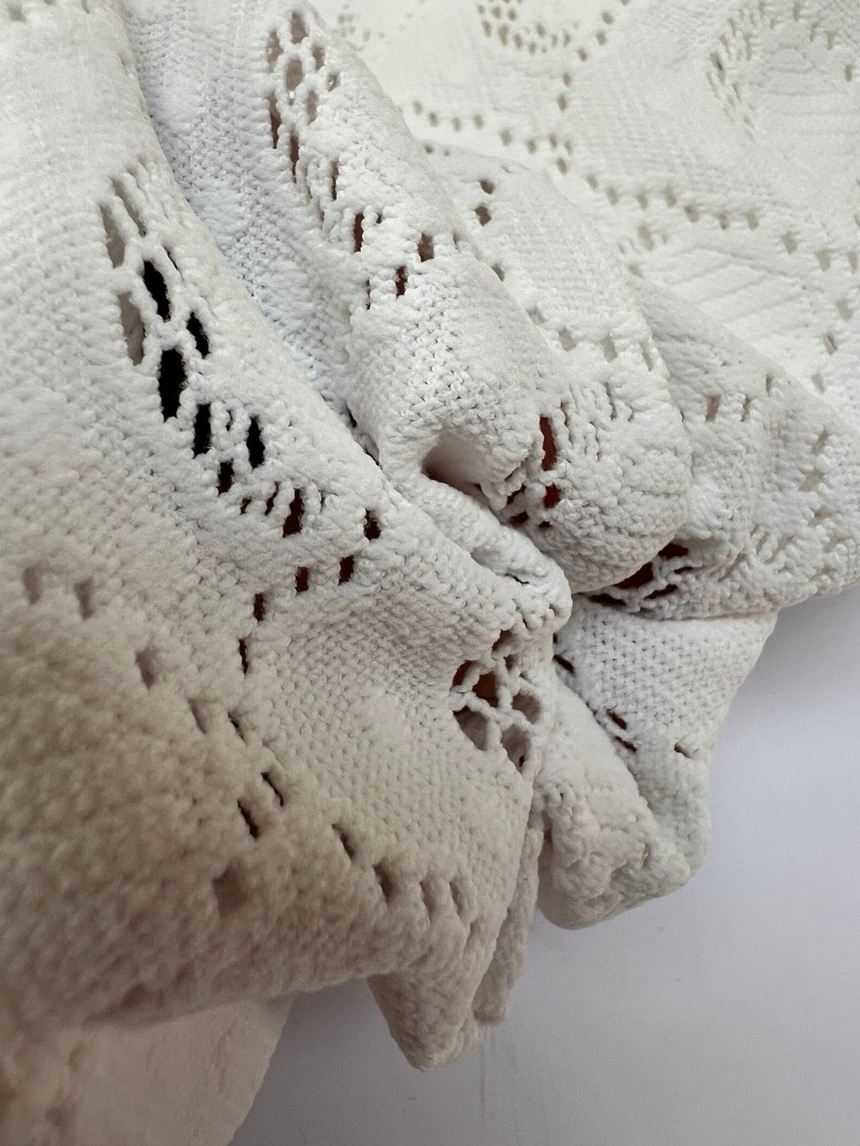 Polyamide Elastane Knitted Fabric White Geometric