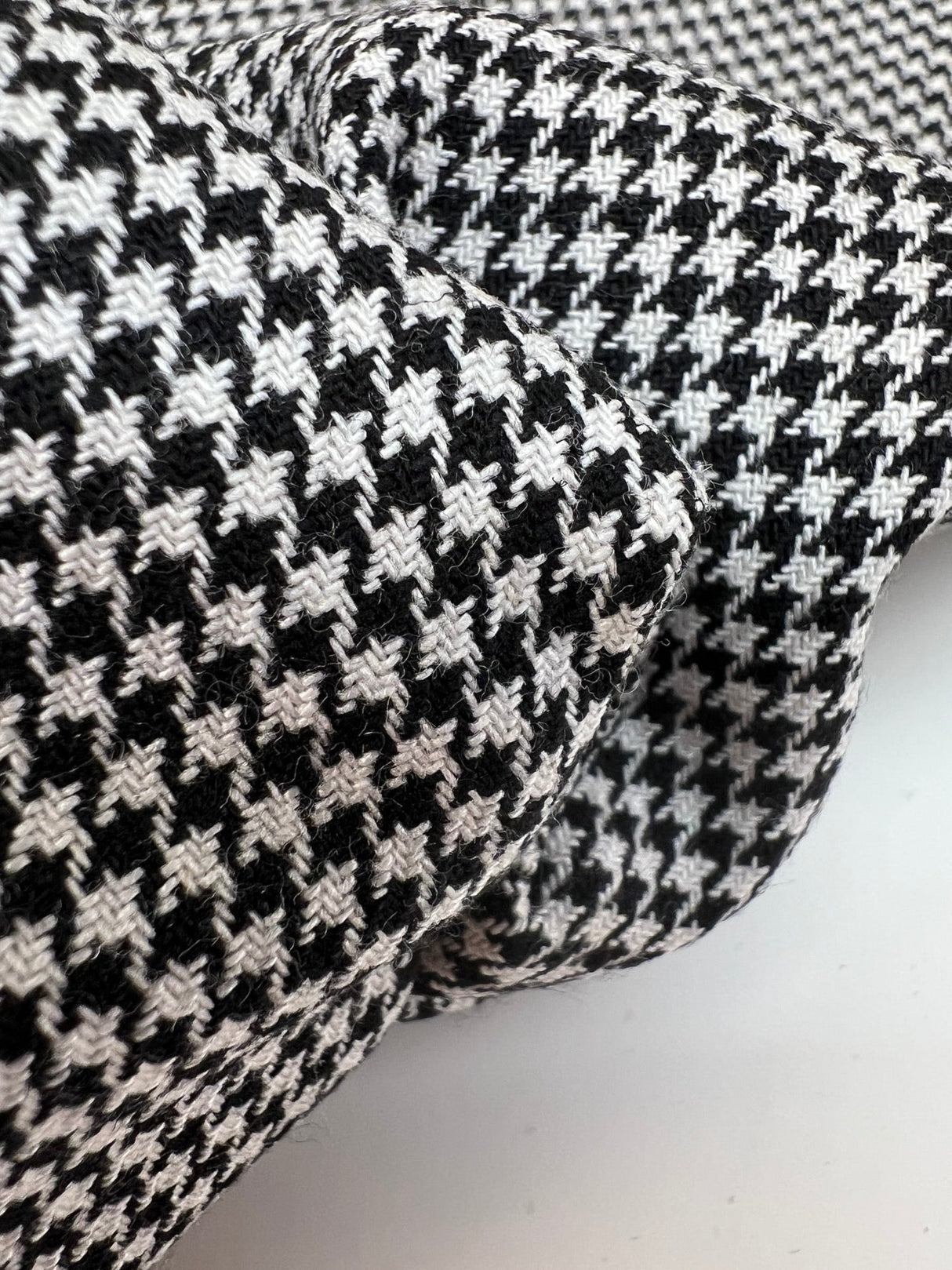 Cotton Wool Tweed Houndstooth