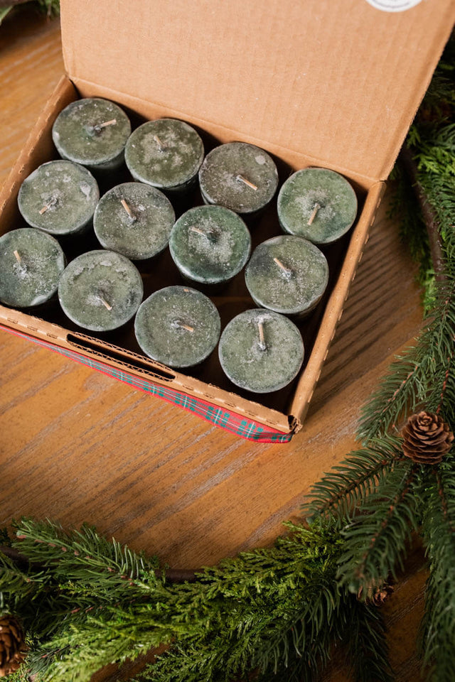 Decorator’s Warehouse Piney Woods Tea Candles - Set of 12