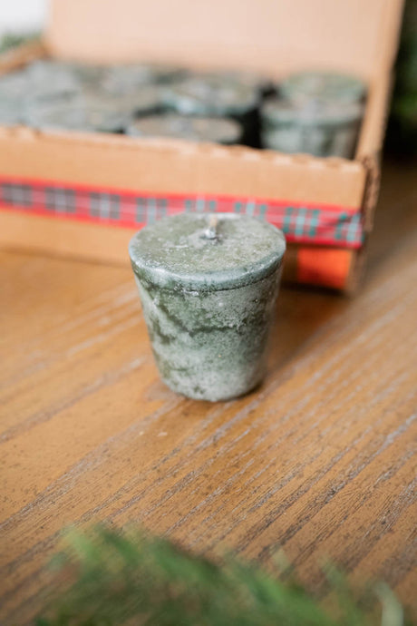 Decorator’s Warehouse Piney Woods Tea Candles - Set of 12