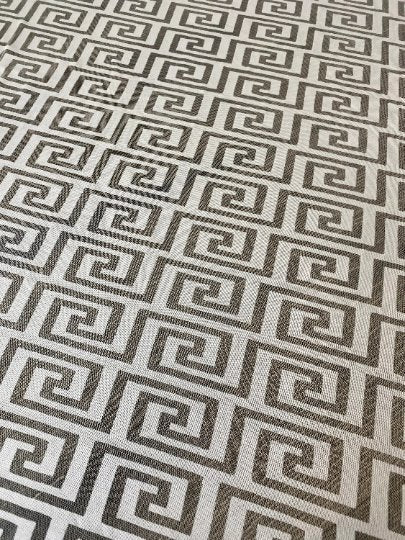 Printed Power Mesh White Geo