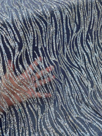 Glitter Lace Silver Wave Design
