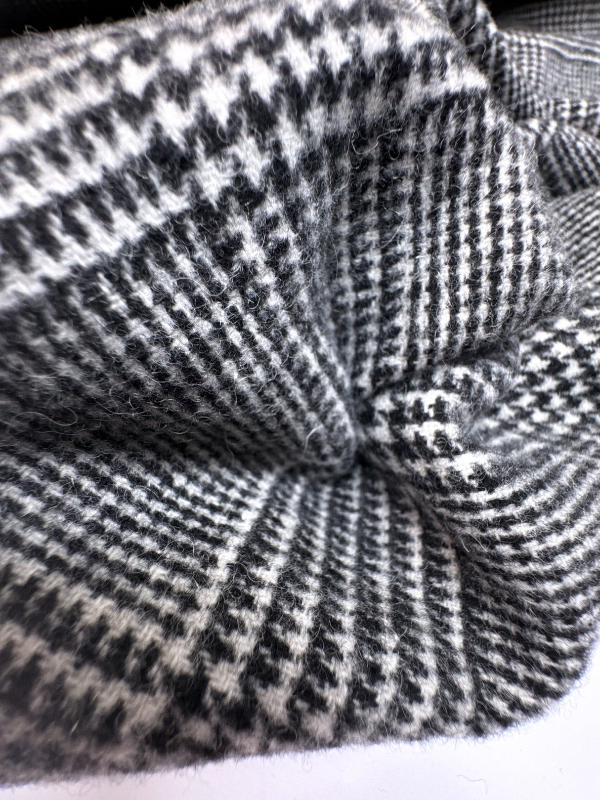Wool Tweed Checked Gray Black