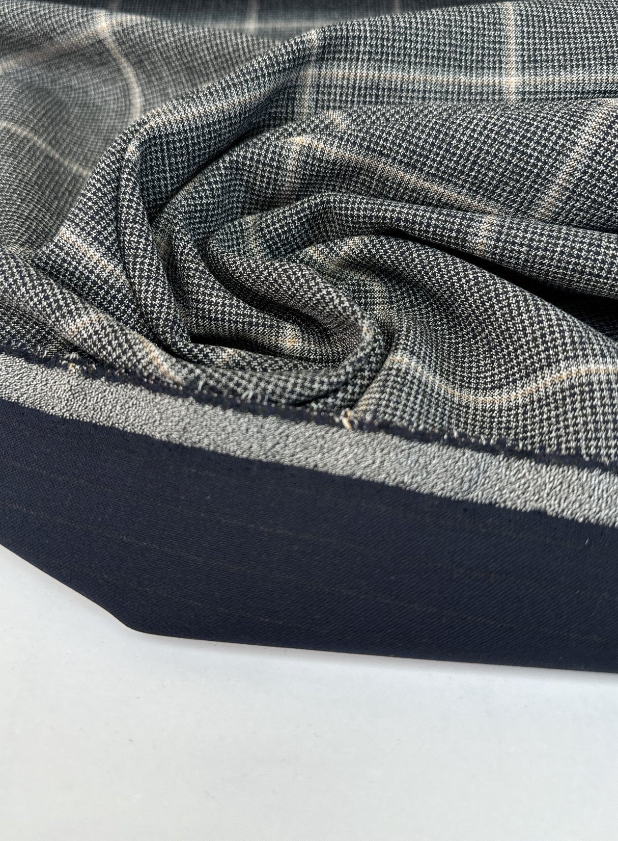 Polyester Viscose Elastane Checked Knit Gray Beige Blue