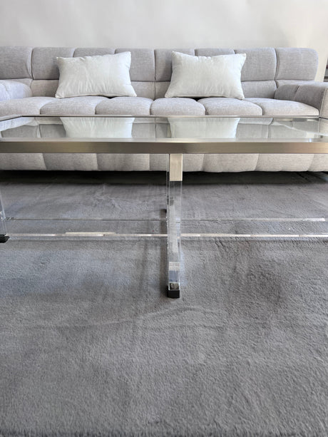 Machine-Made Faux Fur Rug Faux Fur Fabric - Plush Faux Chinchilla Texture, Indoor Use Only (1 Piece)