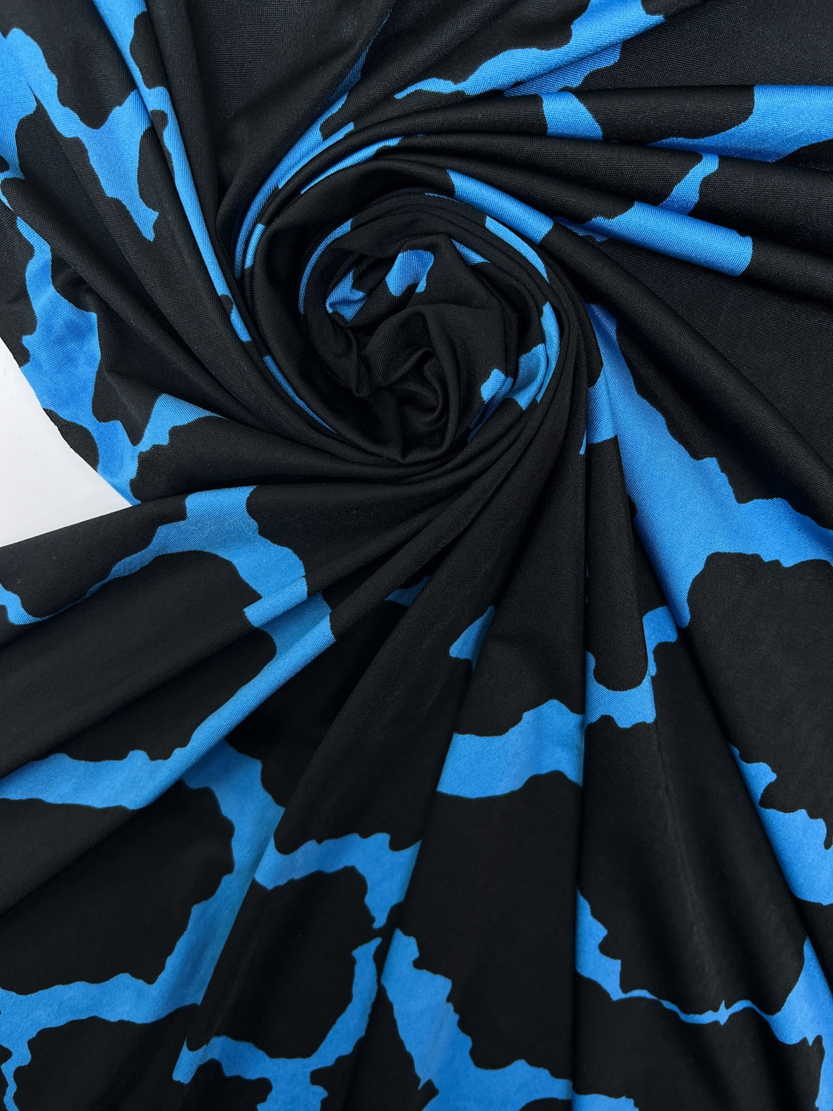 Polyester Elastane Knitted Fabric Printed Blue Black