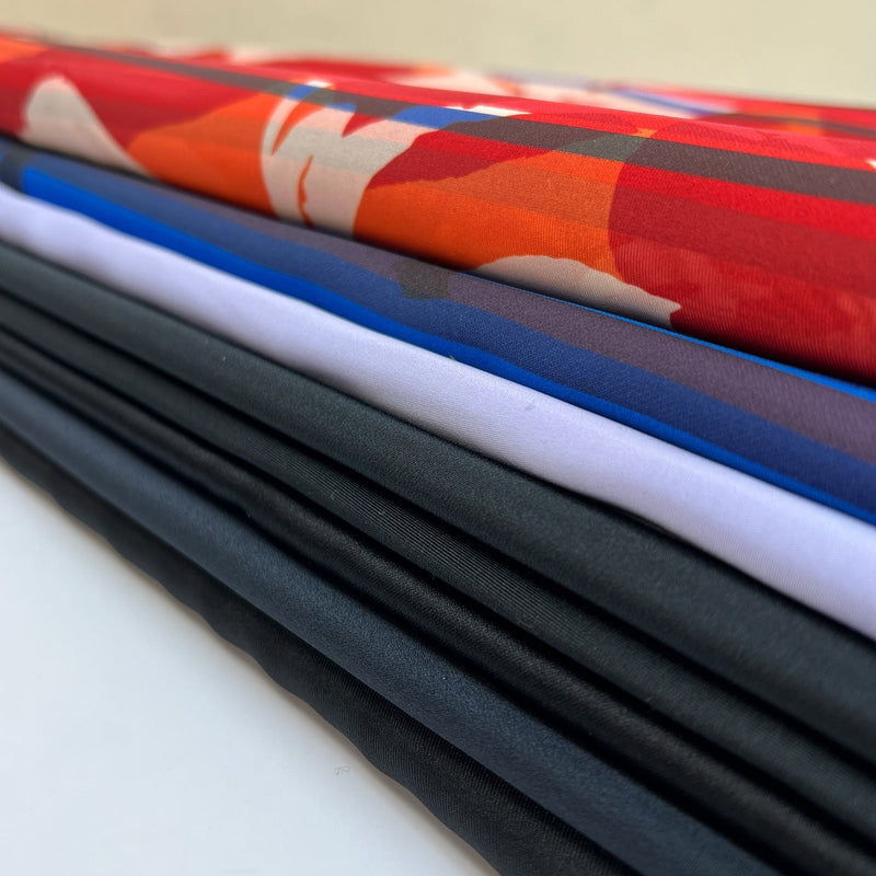 Polyamide Polyester Satin Twill Lining Fabric, Multicolour Abstract