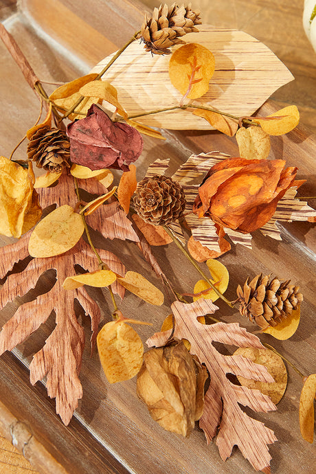 18'' Dry Leaf Lantern Fruit Spray