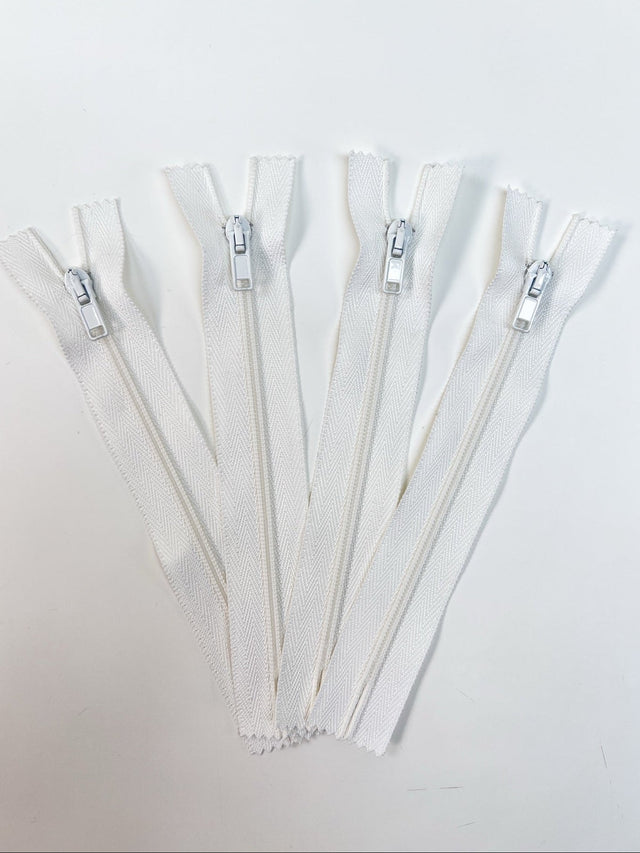 Polyamide Metal Sewing Notions White Shade