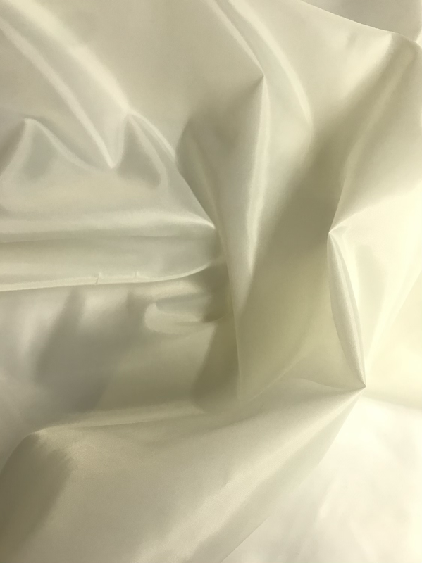 Ivory Polyester Lining Fabric - Ivory Solid, 58/59" Width (1 Yard)