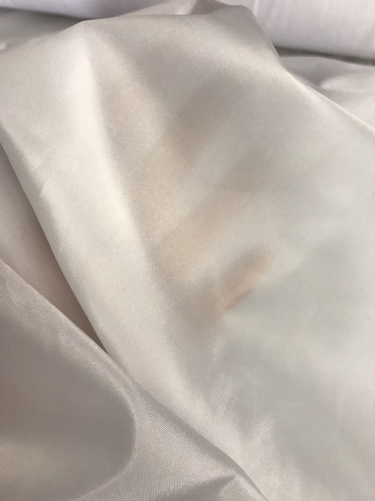 Essential Polyester Lining Fabric - White, 58/59" Width (1 Yard)