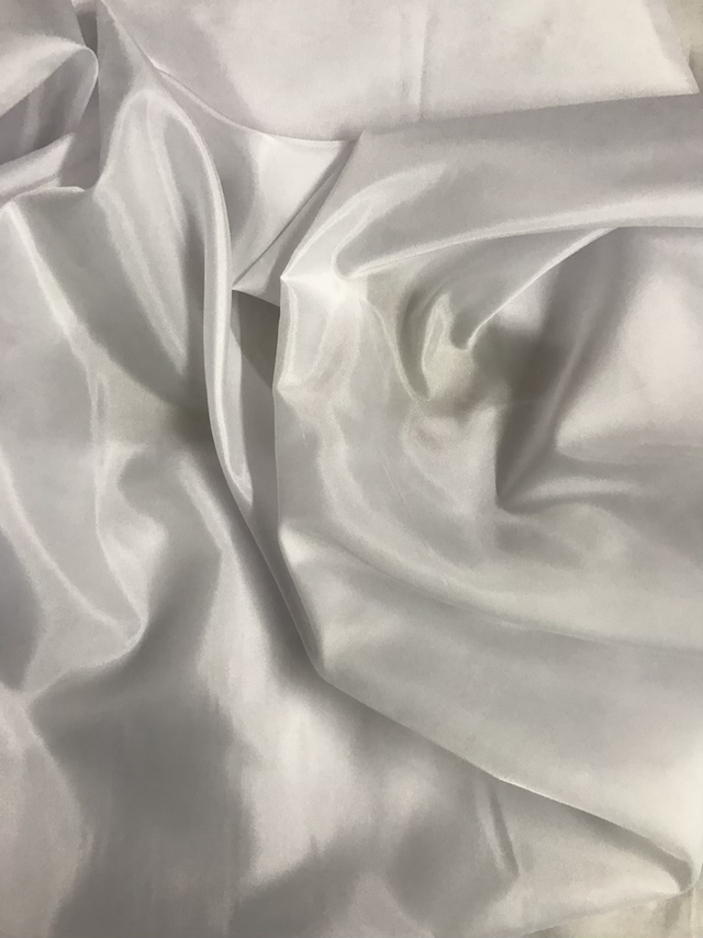 Essential Polyester Lining Fabric - White, 58/59" Width (1 Yard)