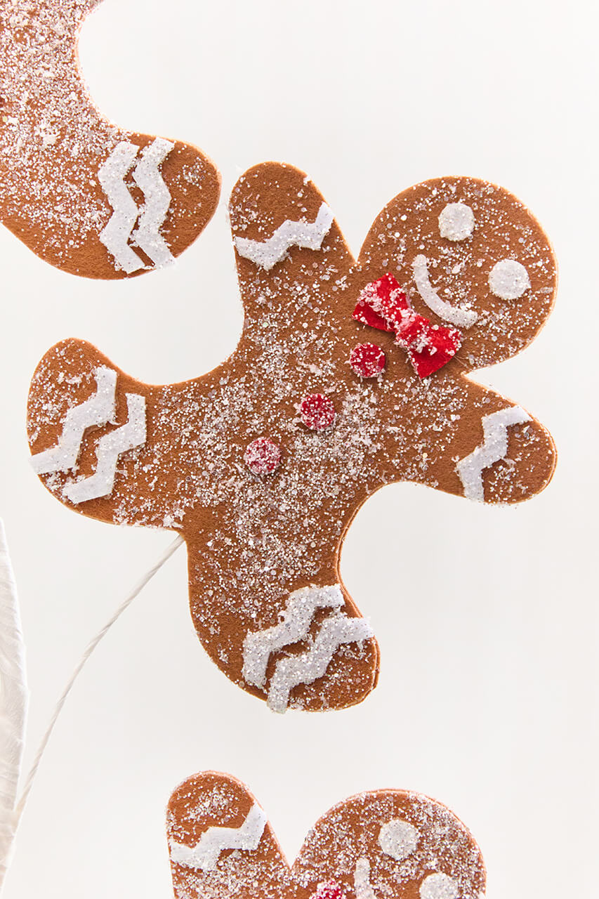25" Gingerbread Spray
