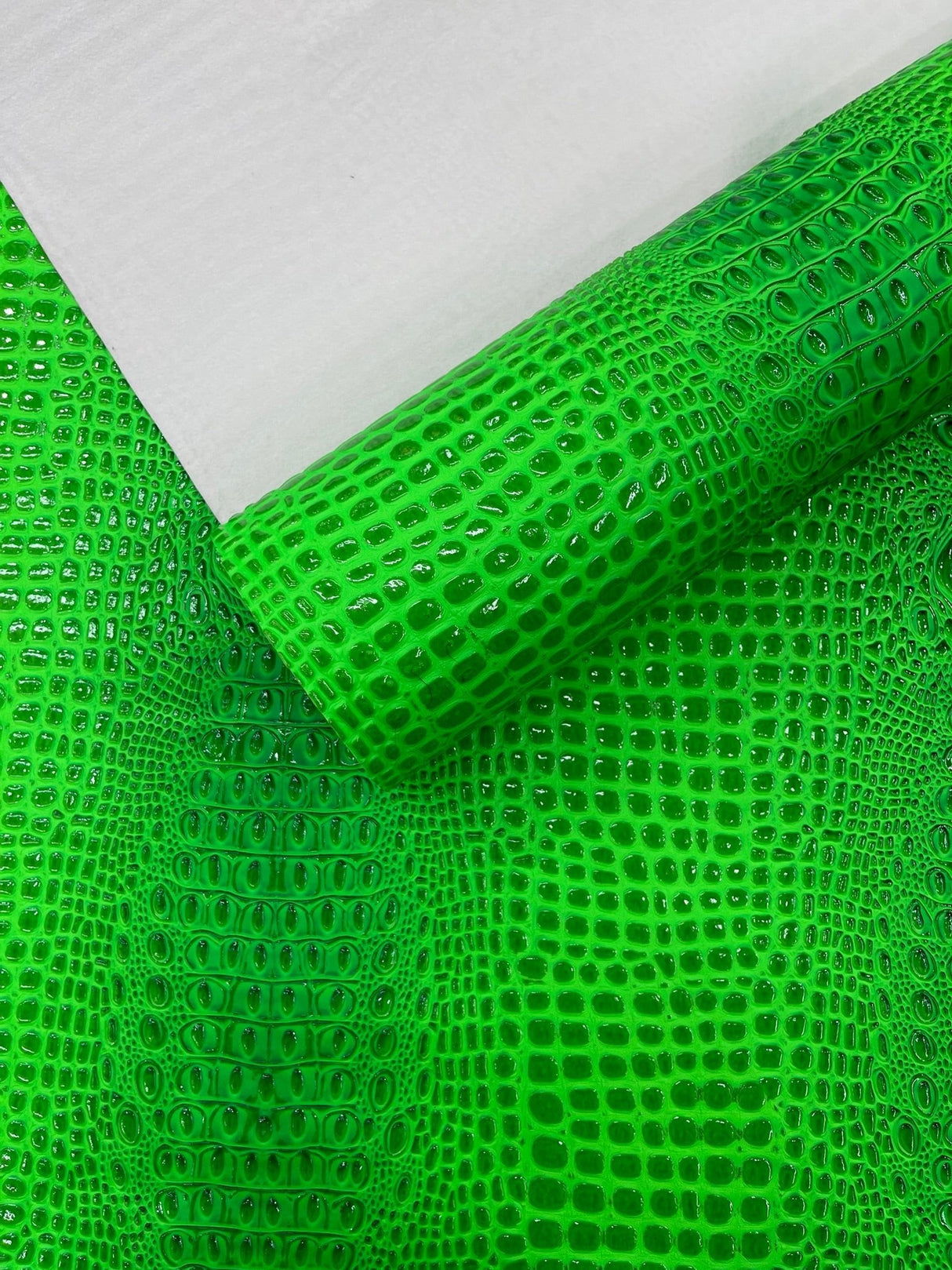 Glossy Two Tone Gator Vinyl Fabric - Alligator Faux Leather, 54" Width (1 Yard)