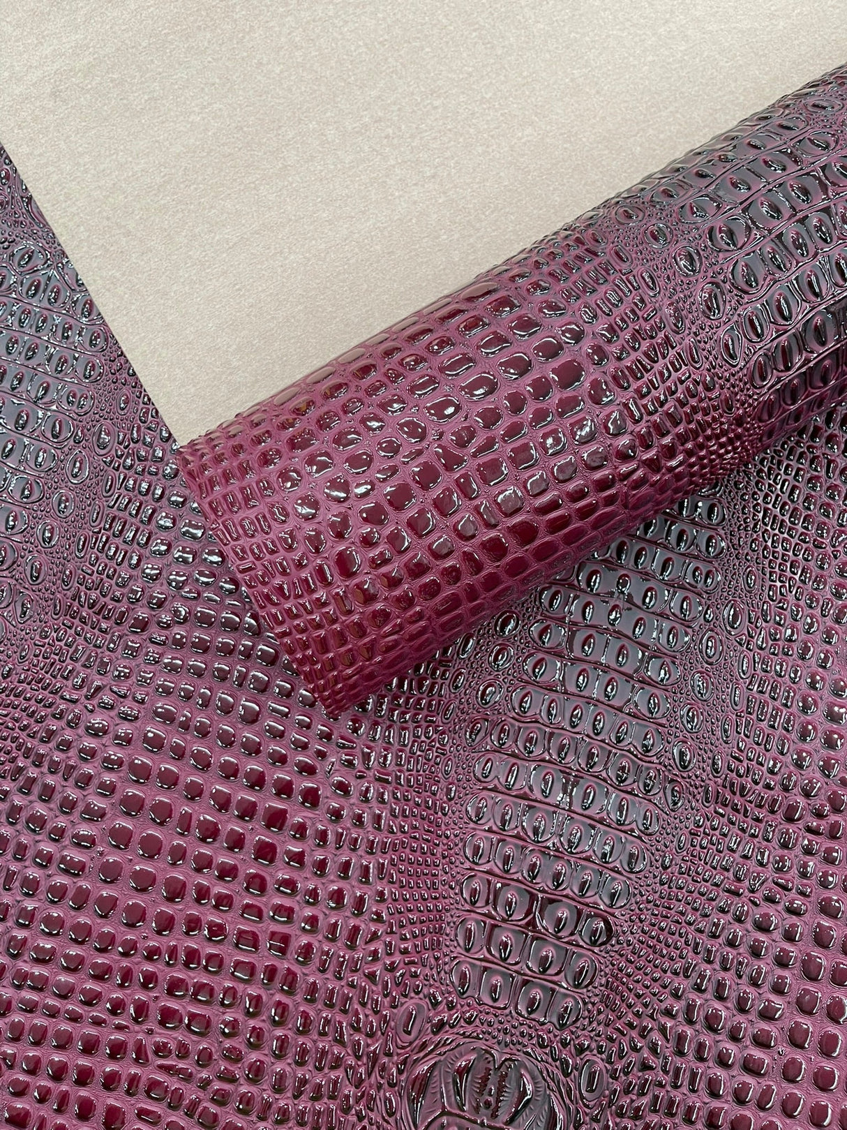Glossy Two Tone Gator Vinyl Fabric - Alligator Faux Leather, 54" Width (1 Yard)