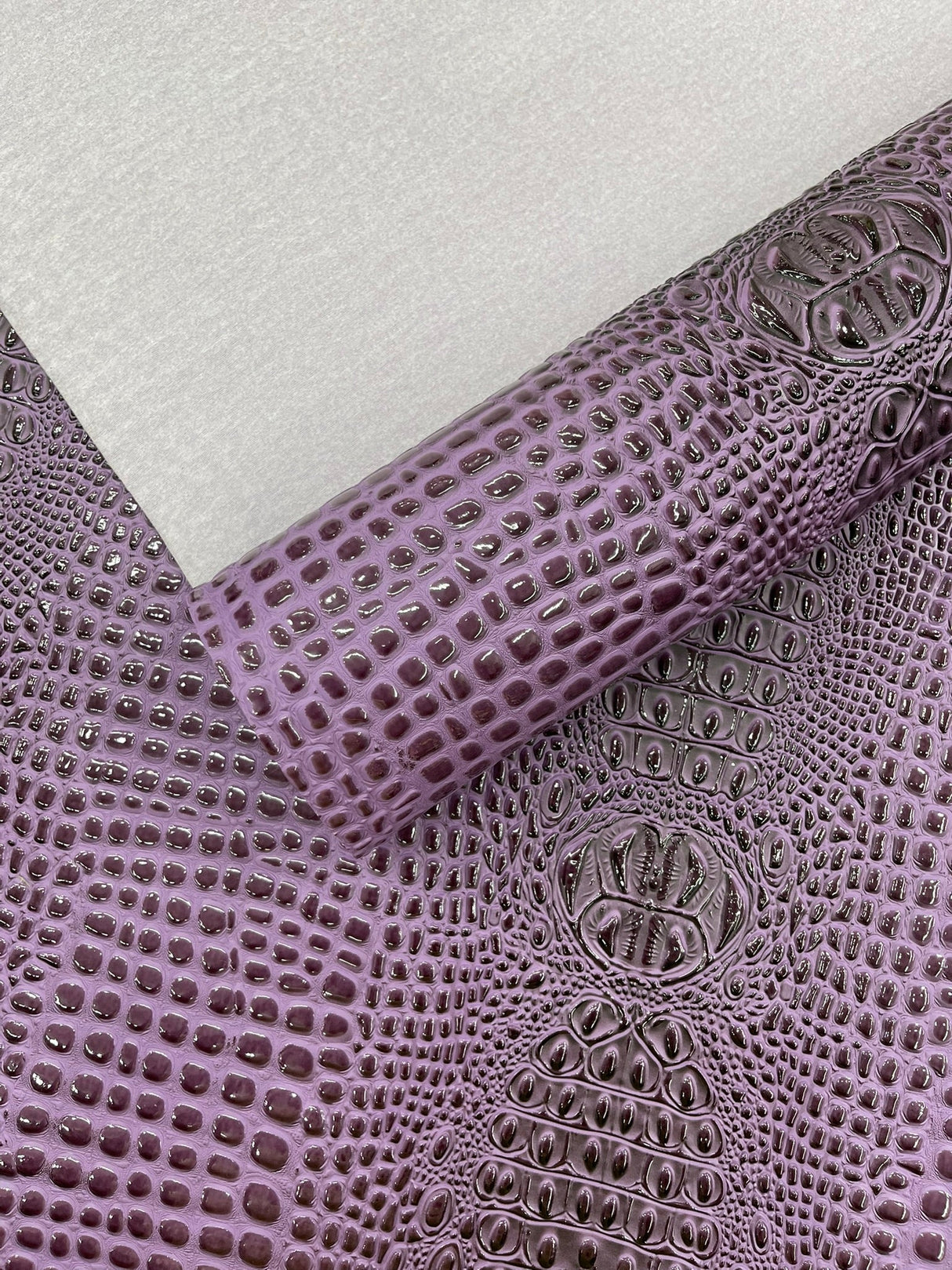 Glossy Two Tone Gator Vinyl Fabric - Alligator Faux Leather, 54" Width (1 Yard)