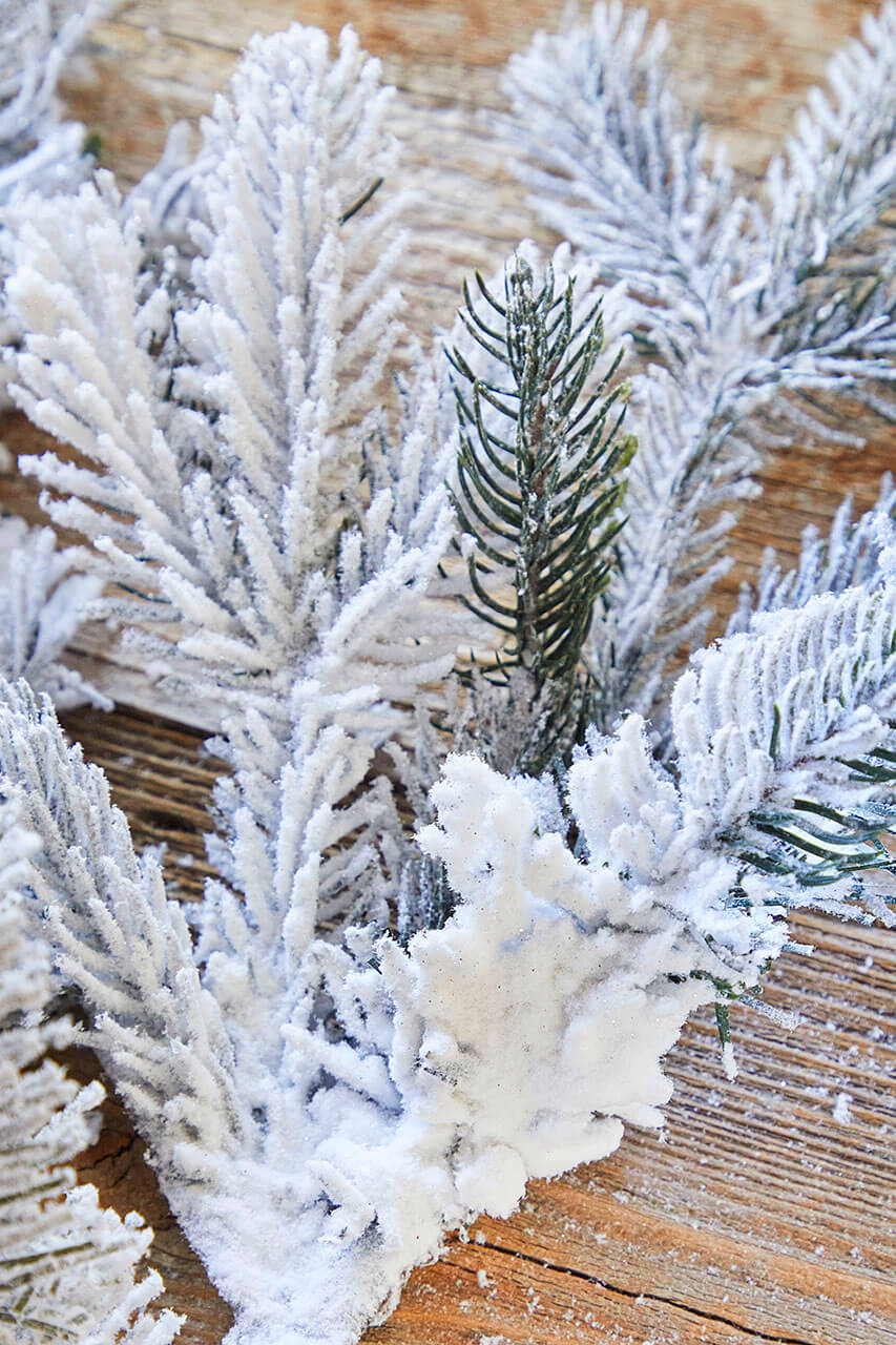 21” Snowy Halifax Spray
