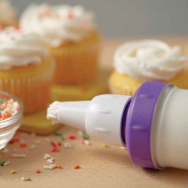 Wilton Dessert Decorator Plus Cake Decorating Tool