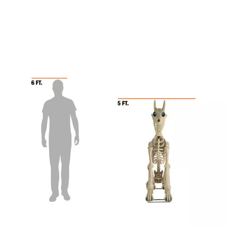 ৫ ফুট লম্বা গ্রেভ অ্যান্ড বোনস স্কেলিস সিটিং ডগ উইথ লাইফআইজ এলসিডি আইজ হ্যালোইন ডেকোরেশন