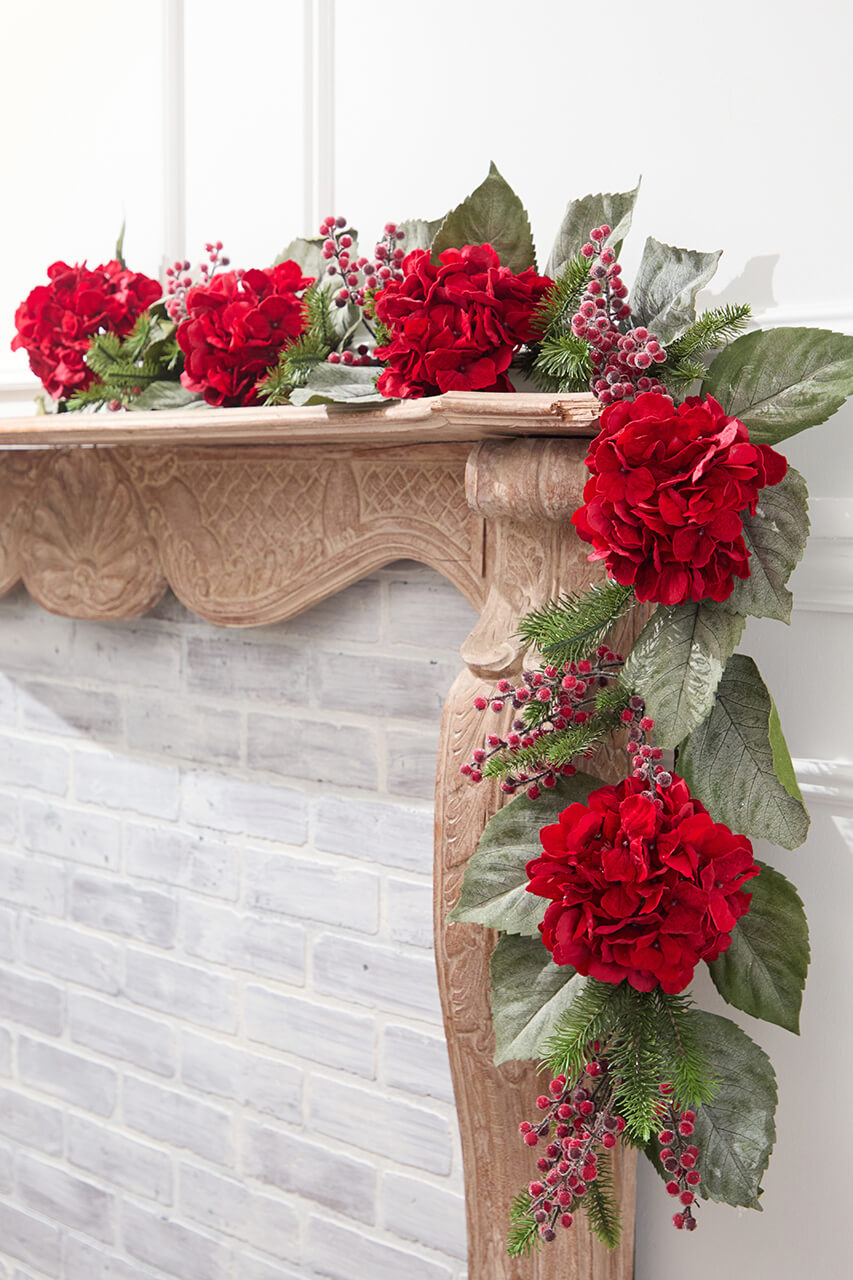 60" Hydrangea Berry Pine Garland