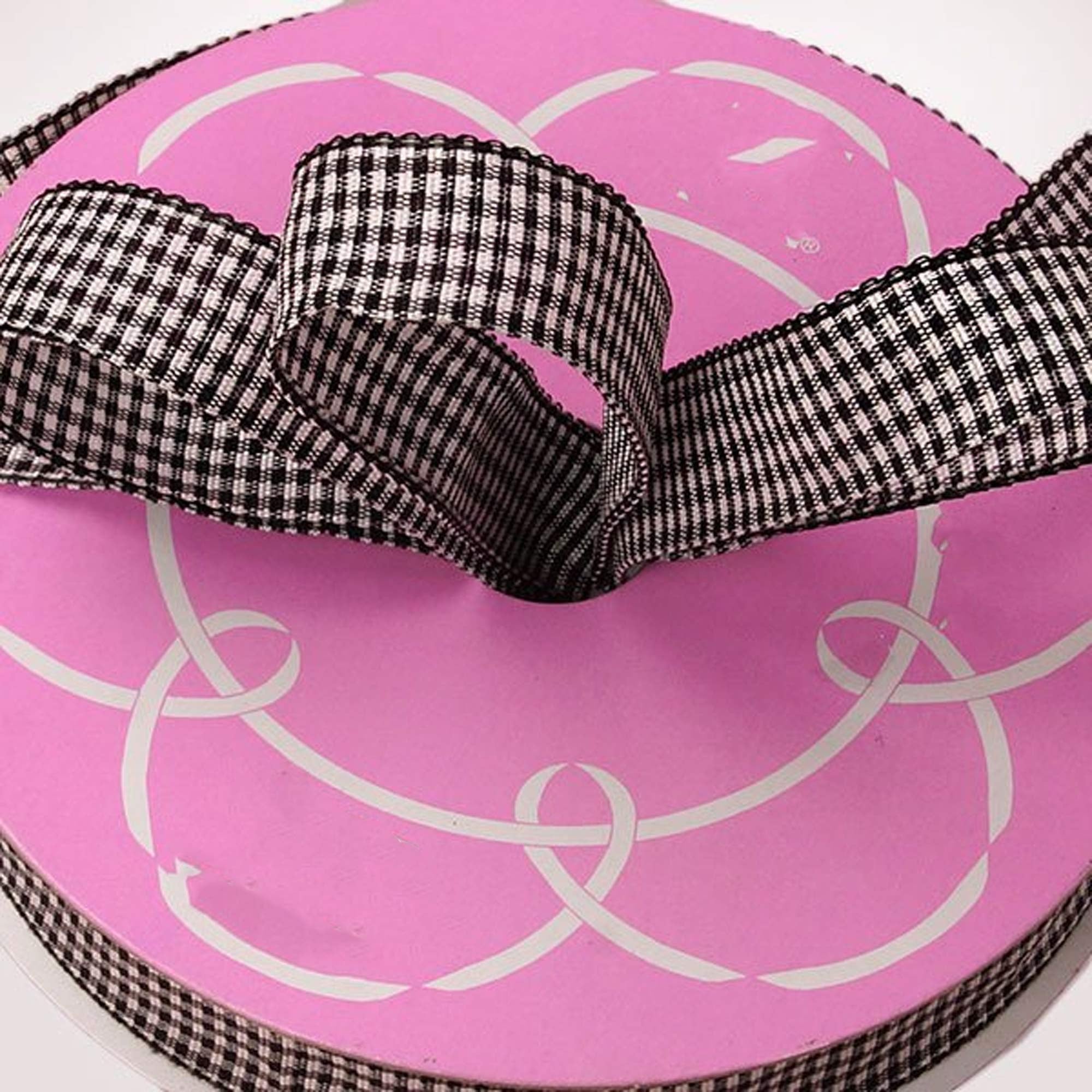 Wendy Gingham Wired Ribbon 5/8 '' X 25 yd Black Color 1