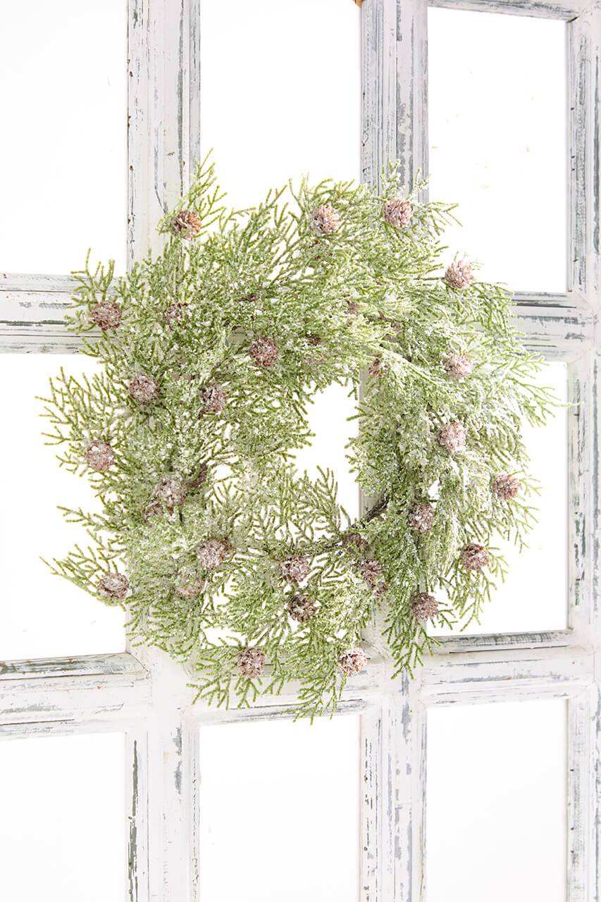 15" Wreath Candle Holder