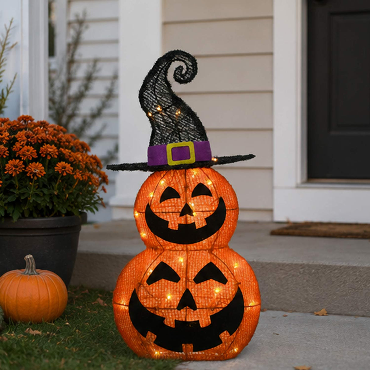 Halloween Pre-Lit Stacked Pumpkins in Witch's Hat Outdoor Decoration with LED Lights