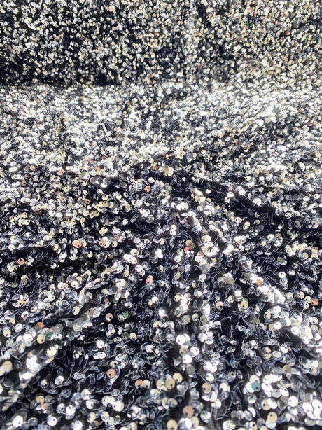 Stretch Sequin on Velvet Silver/Black