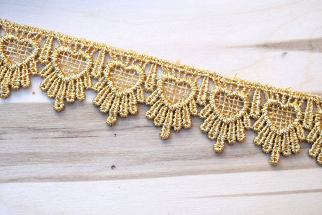 Venice Lace Trim Metallic Gold Heart