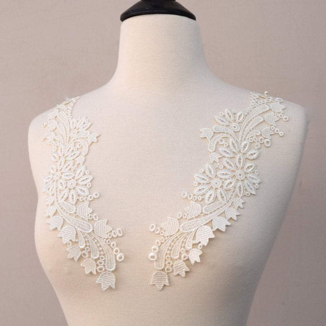 Ivory Venice Lace Applique Pair