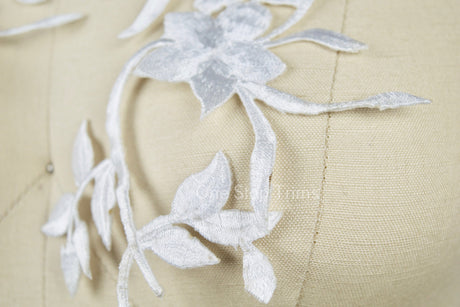 Embroidered Flower Patch White Iron-On