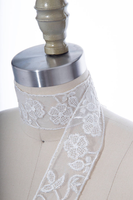 Flower Lace Trim White Silver