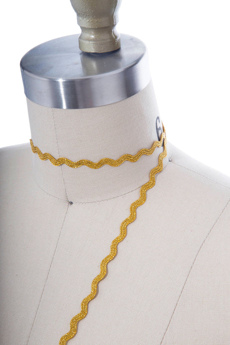 Ric Rac Trim Gold Metallic 2 Yards