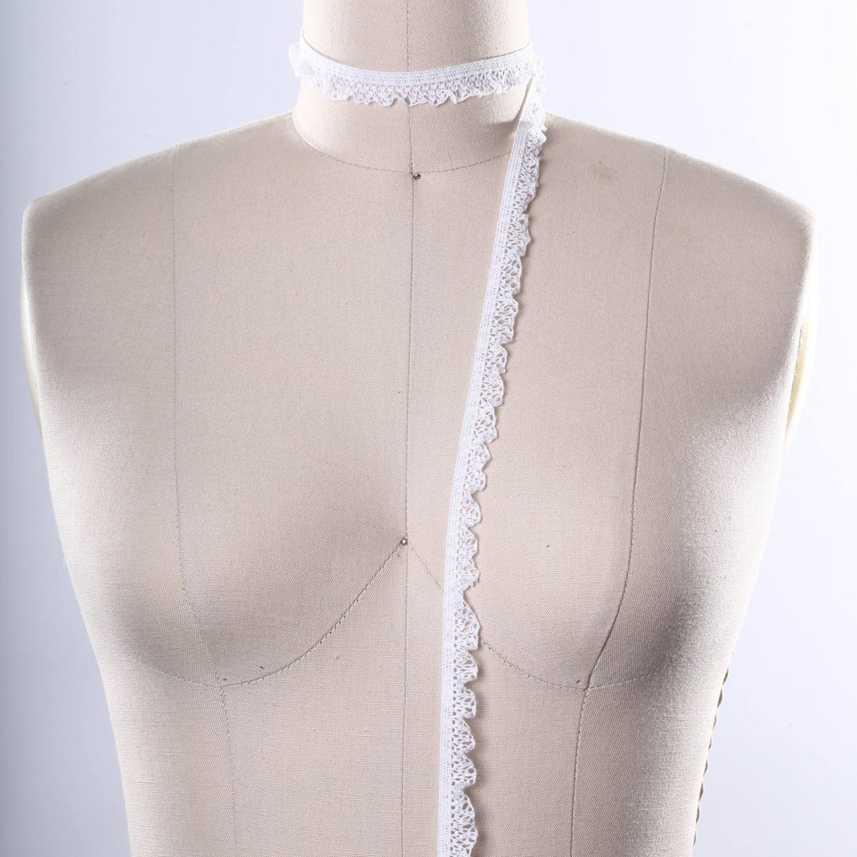 Cluny Lace Ruffle White 5/8 Inch