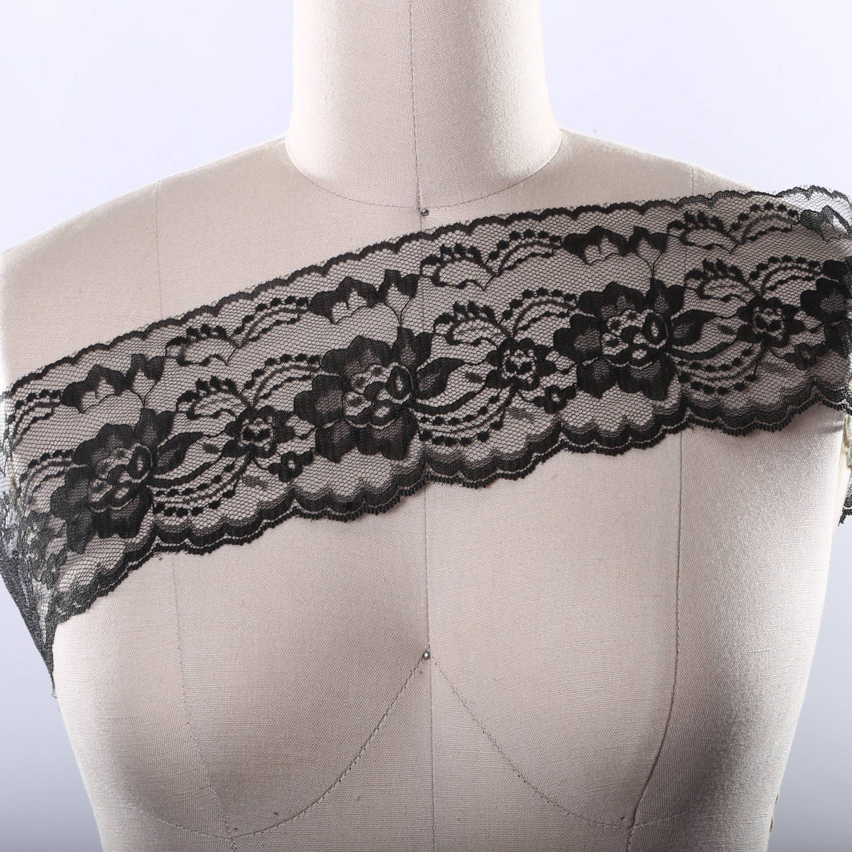 Floral Polyester Lace Trim Black White