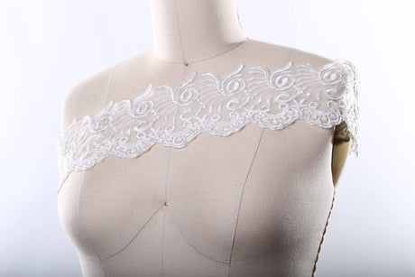 Alencon Bridal Lace Trim White Silver