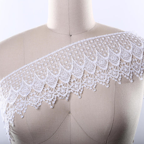 Venice Lace Trim White 4.5 Inch