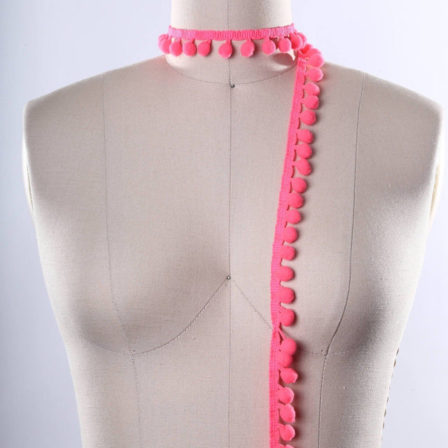 Pom-Pom Trim Vibrant Pink 2 Yards