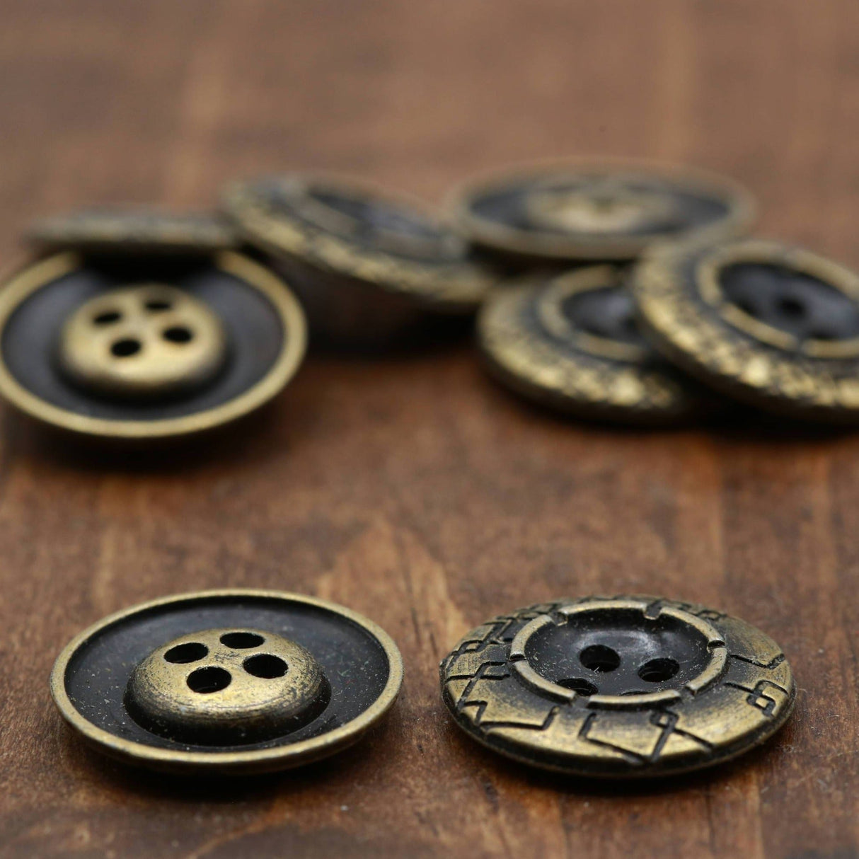 Bronze Metal Button 34L 4-Hole