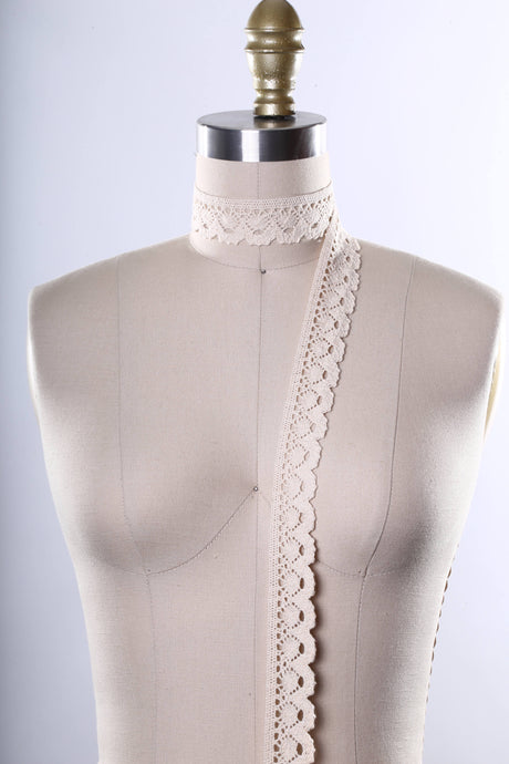Cluny Lace Trim 1.25" Beige White